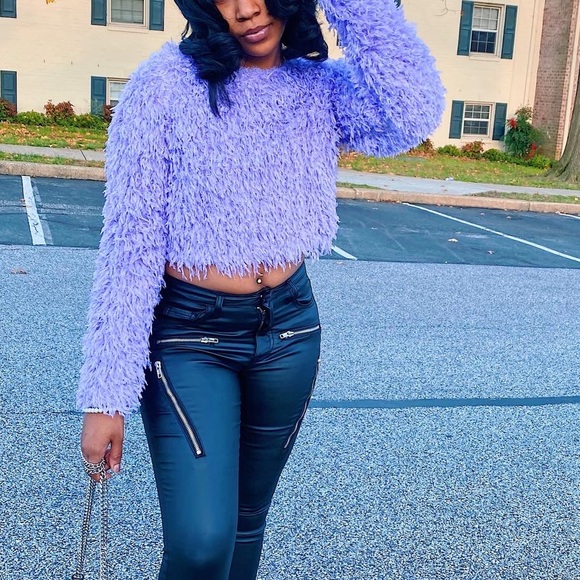 Zara Tops - Fuzzy top